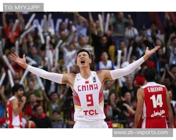 连续三分射穿伊朗阿联郭少不在他扛起球队大梁